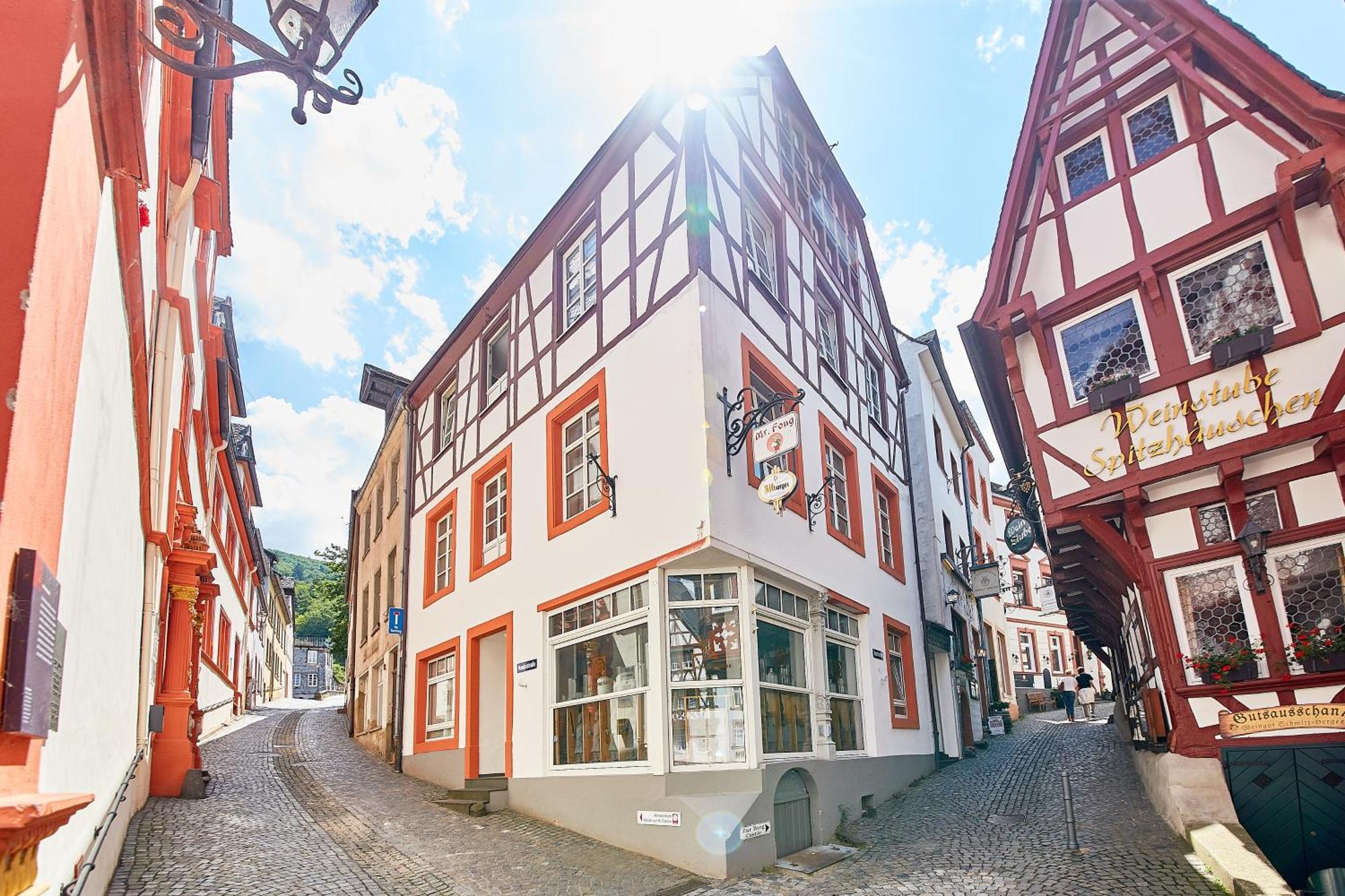 Fachwerkperle Am Historischen Marktplatz * Bernkastel-Kues